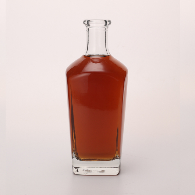 750ml Premium Flint Glass Spirits Bottle - Whiskey/Vodka Bulk