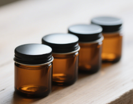 The 7 Critical Factors for Choosing Glass Bottles with Lids, Spray & Amber Glass in 2025