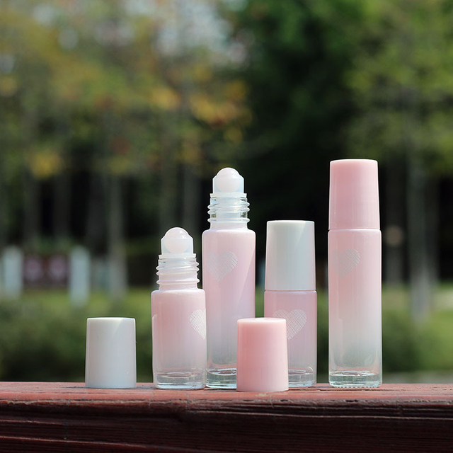 Wholesale 5ml 10ml Charming Heart-Shaped Pink Glass Roller Bottles